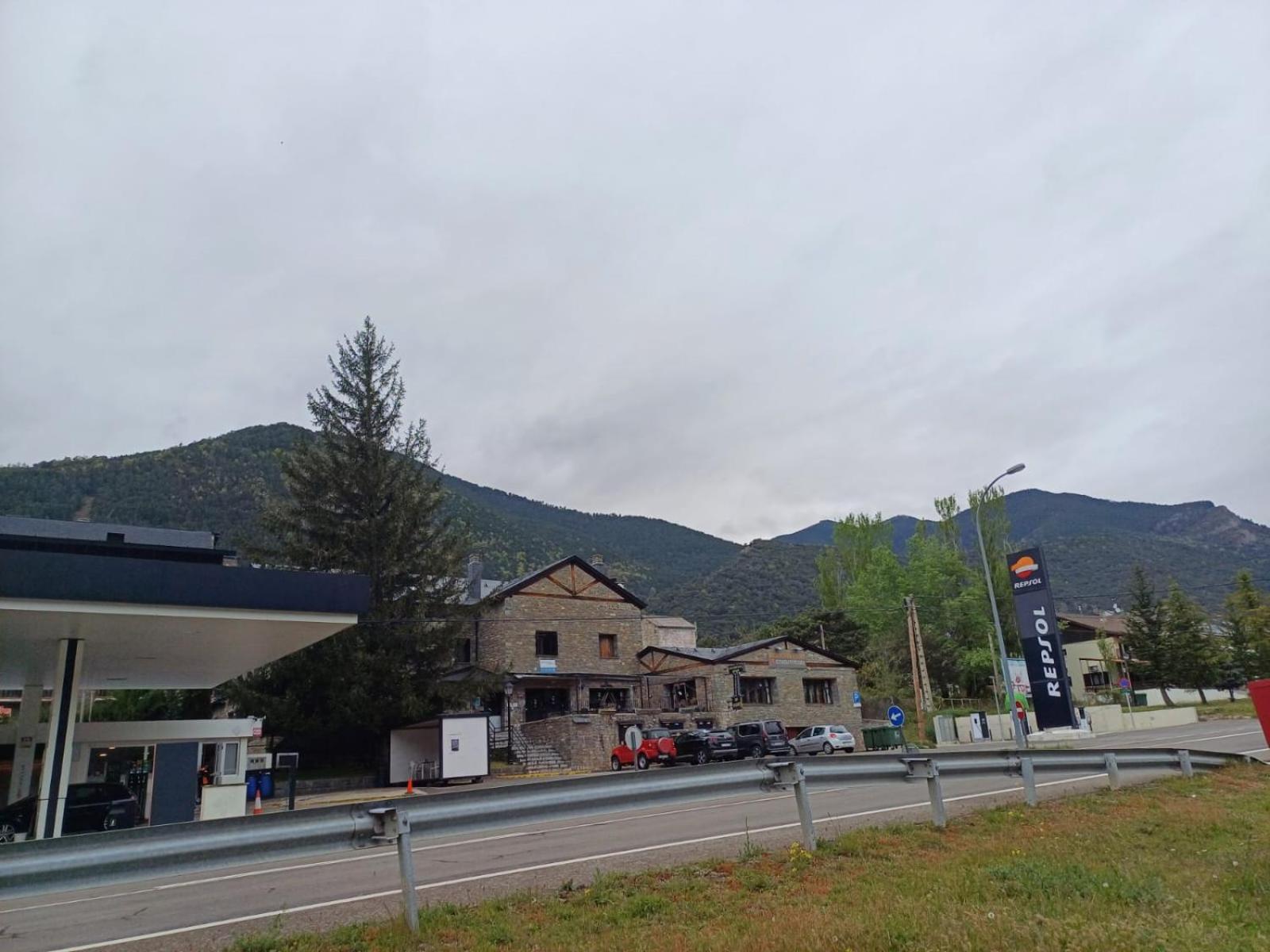 Apartamento Pico De Alba - Jacetania Villanúa Exterior foto